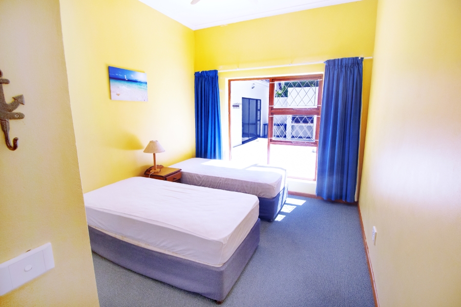 To Let 4 Bedroom Property for Rent in St Francis Bay Village Eastern Cape